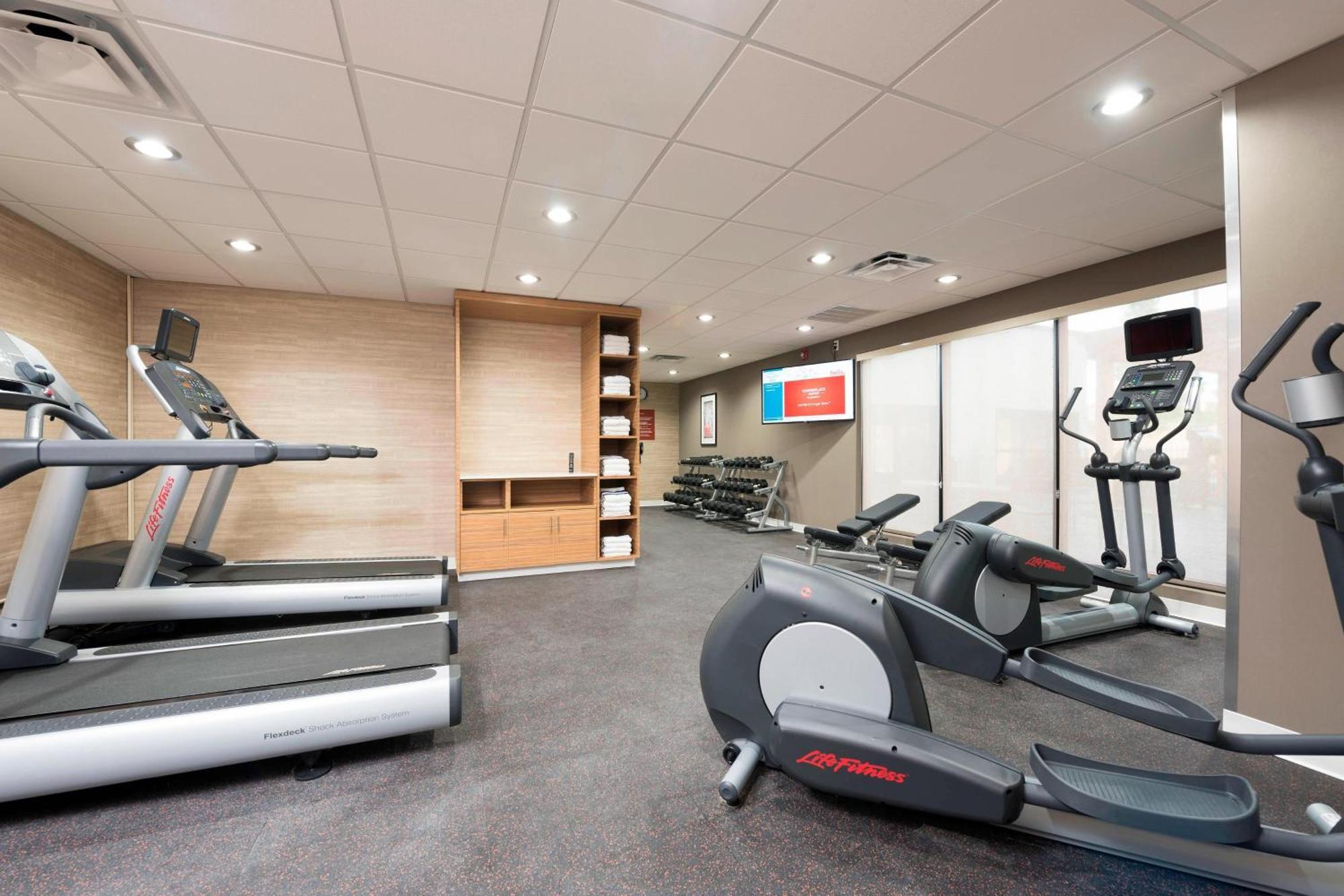 Towneplace Suites By Marriott Ontario-Mansfield Bagian luar foto