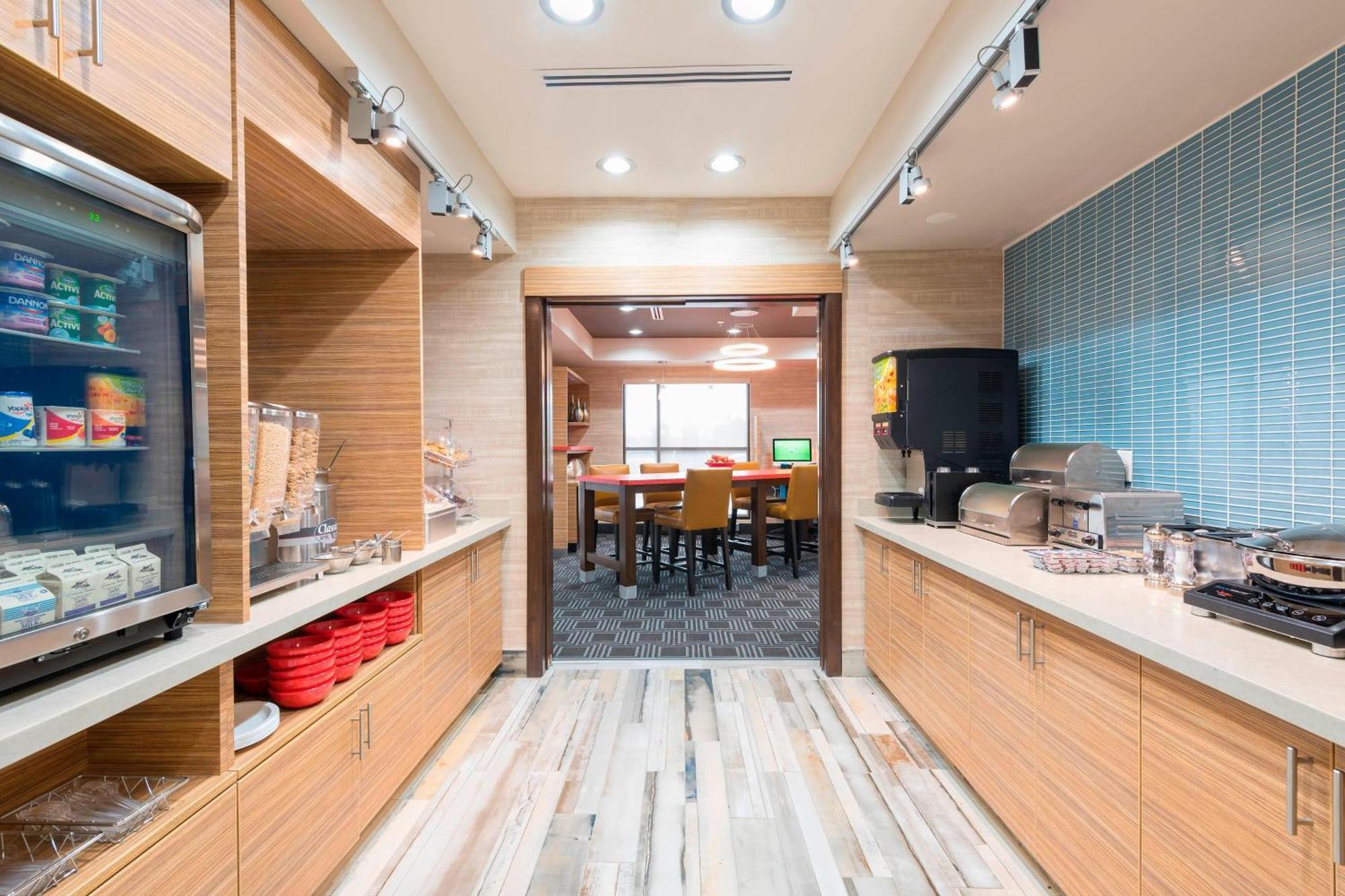 Towneplace Suites By Marriott Ontario-Mansfield Bagian luar foto