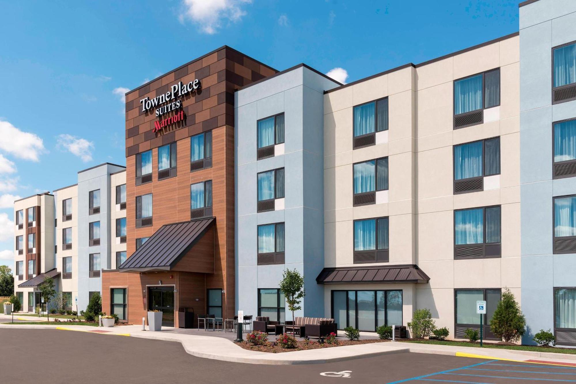 Towneplace Suites By Marriott Ontario-Mansfield Bagian luar foto