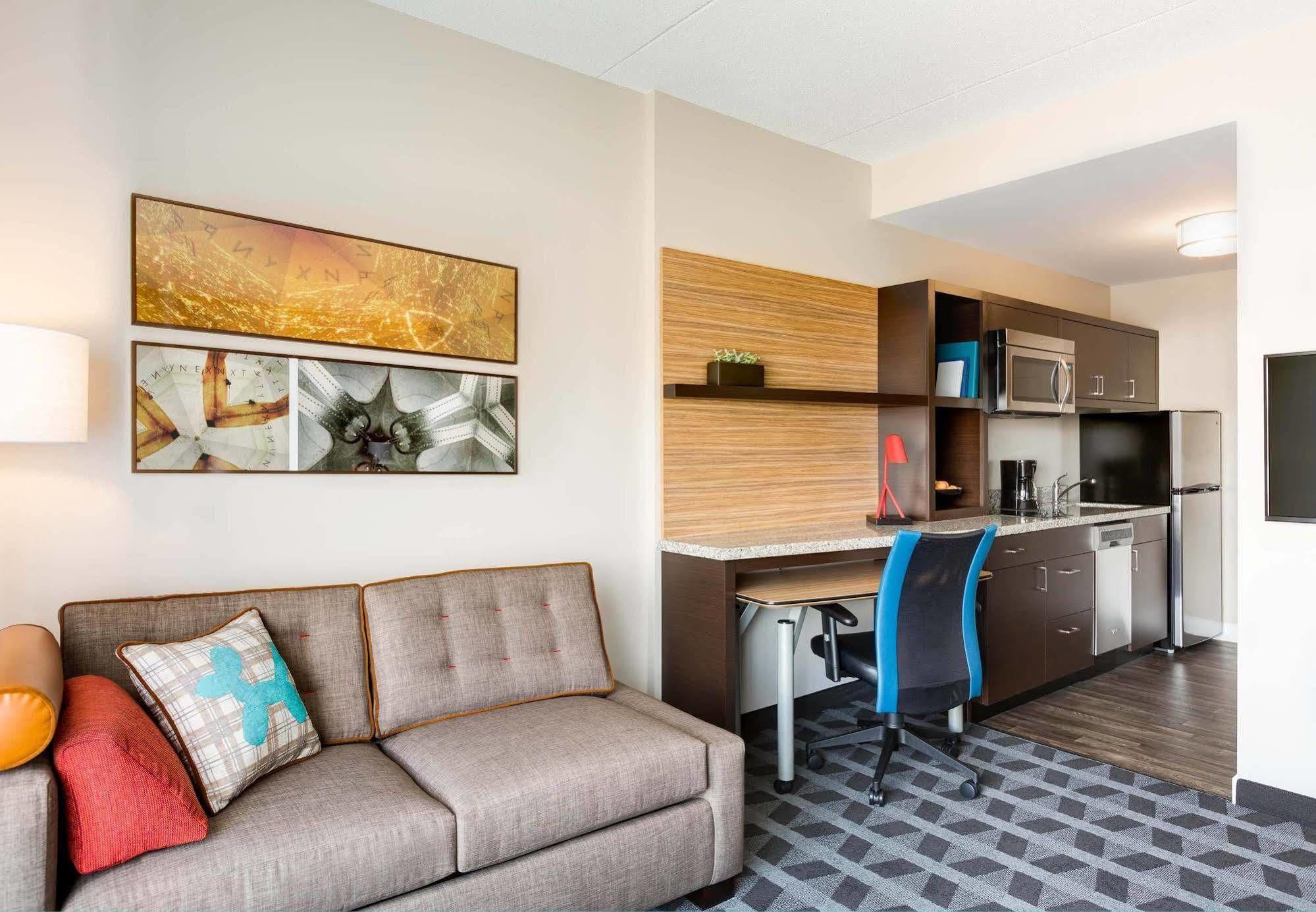 Towneplace Suites By Marriott Ontario-Mansfield Bagian luar foto