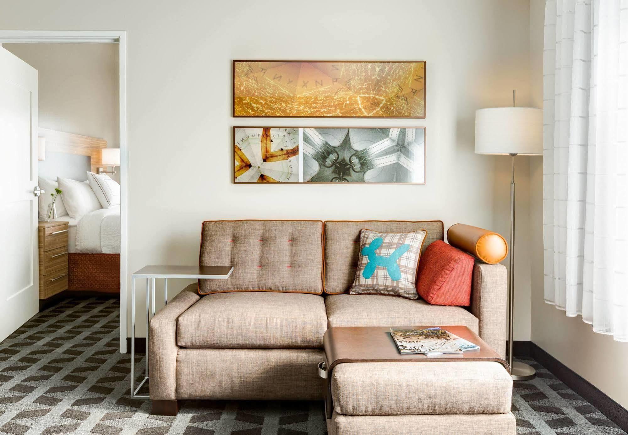 Towneplace Suites By Marriott Ontario-Mansfield Bagian luar foto