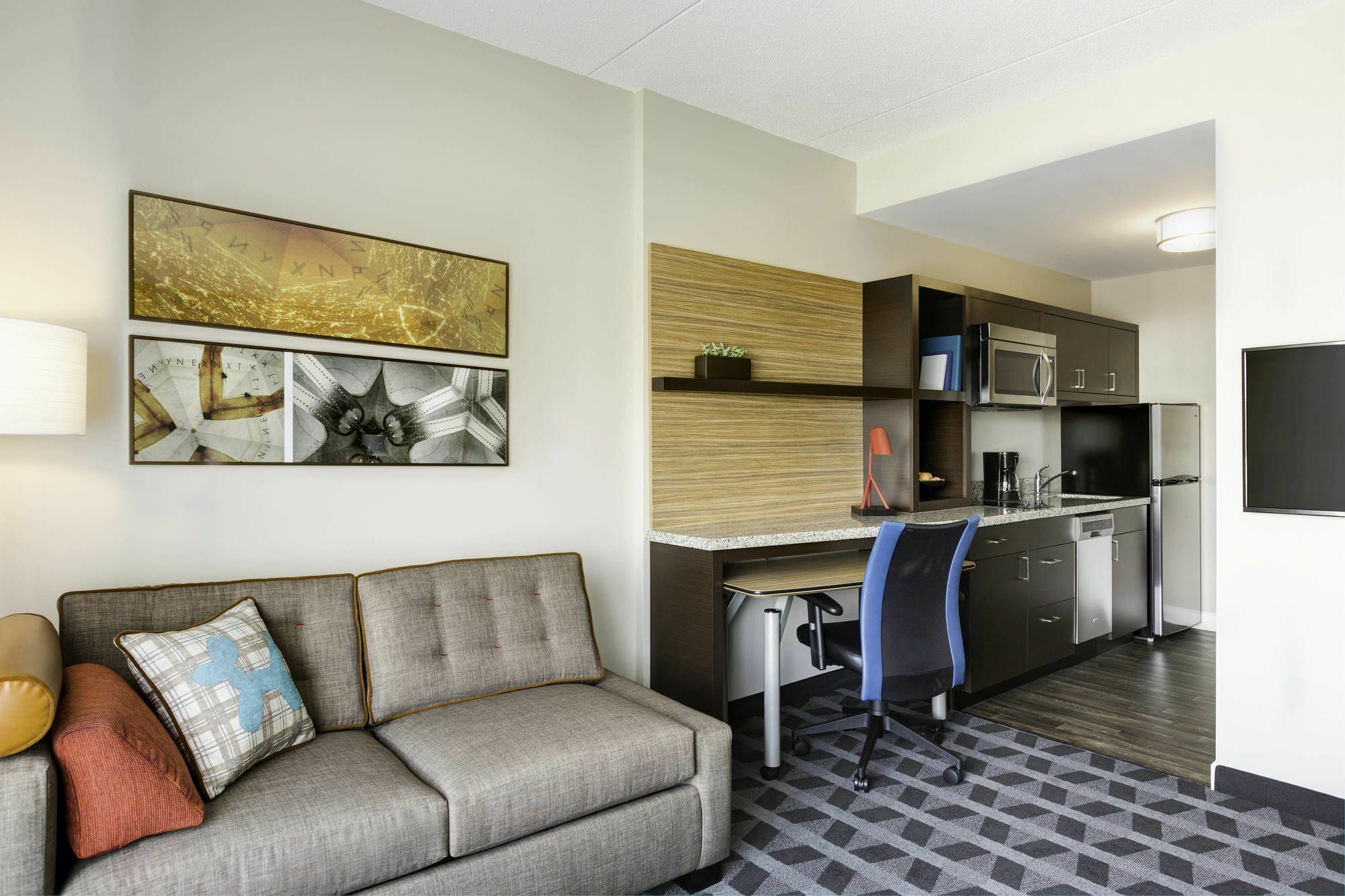 Towneplace Suites By Marriott Ontario-Mansfield Bagian luar foto